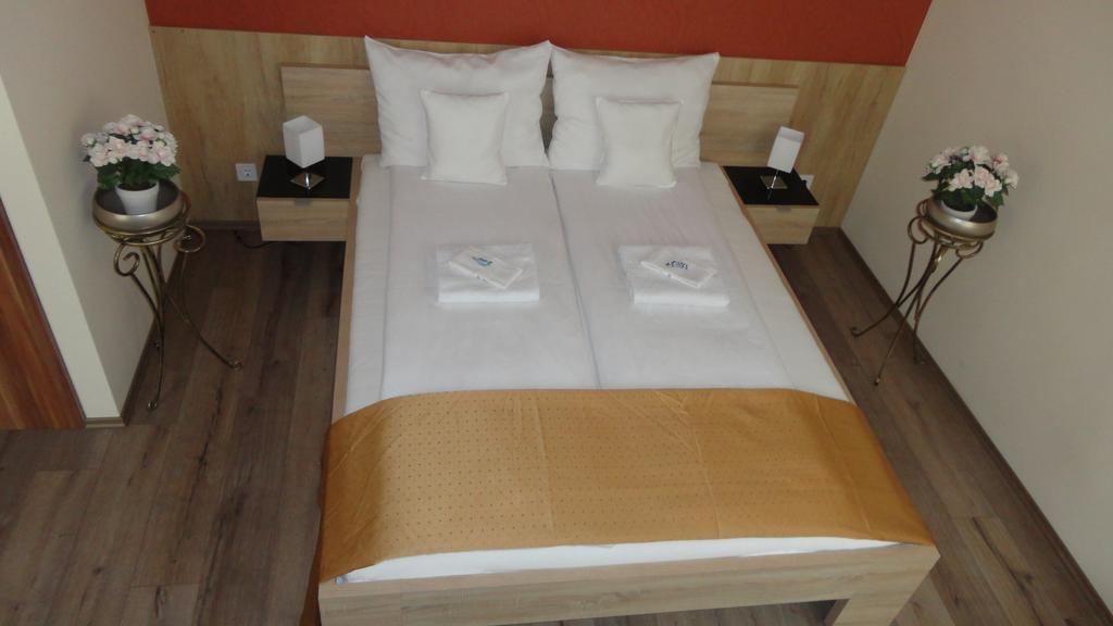 Hotel Centrum Сегед Екстер'єр фото