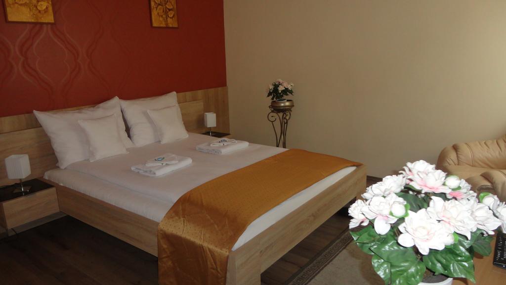 Hotel Centrum Сегед Екстер'єр фото