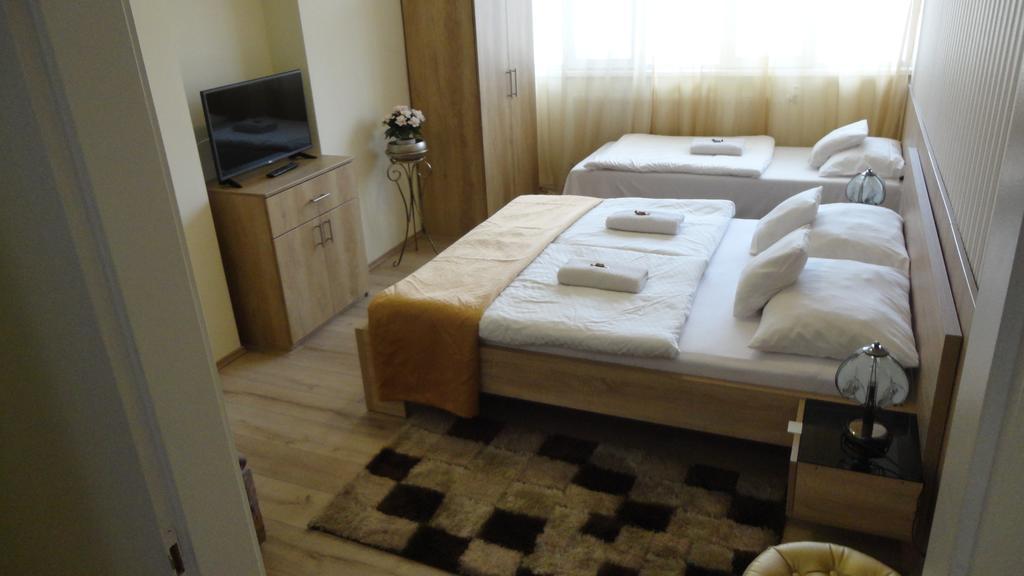 Hotel Centrum Сегед Екстер'єр фото