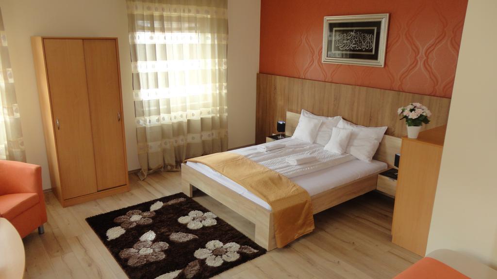 Hotel Centrum Сегед Екстер'єр фото